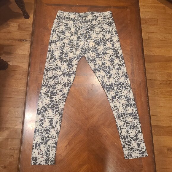 LuLaRoe DISNEY Black & White (cream) MICKEY MOUSE TC Tall & Curvy Leggings - Picture 1 of 5